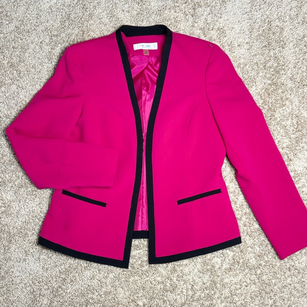 Jones Studio Fuchsia Blazer with Dark Trim